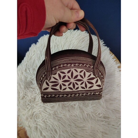 LAGA Designs Embroidered Petite Zippered Purse Wristlet Bag Boho Vintage - Picture 4 of 6